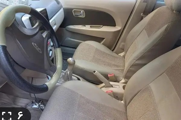 ام وی ام، 315هاچ بک
