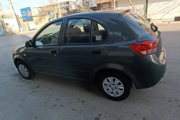 تیبا، هاچ بک