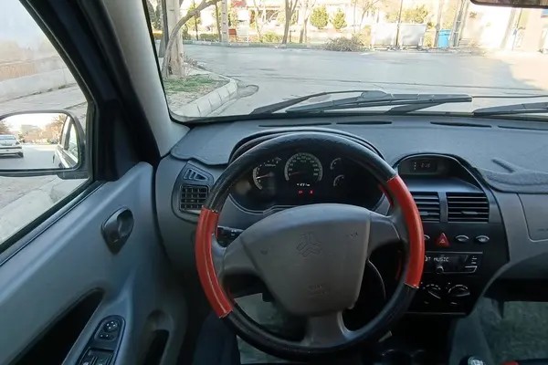 تیبا، هاچ بک
