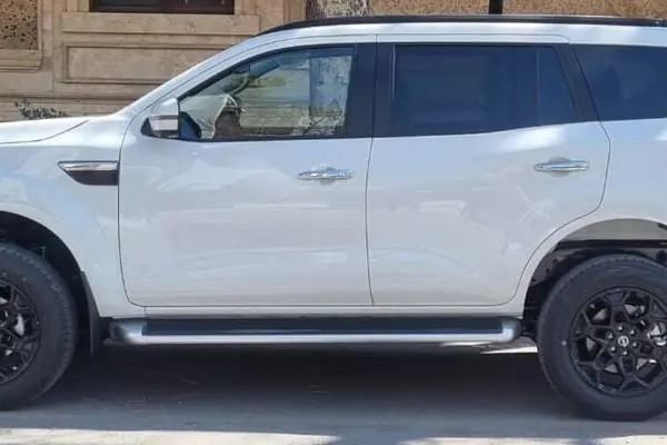 نیسان، ترا