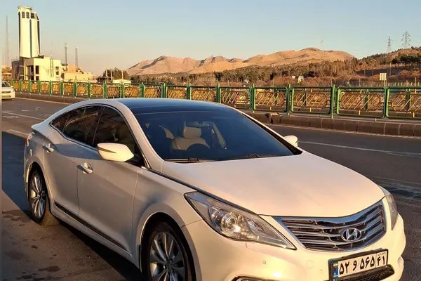 هیوندای، آزرا (گرنجور)