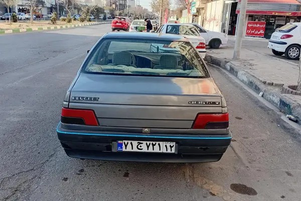 پژو، 405