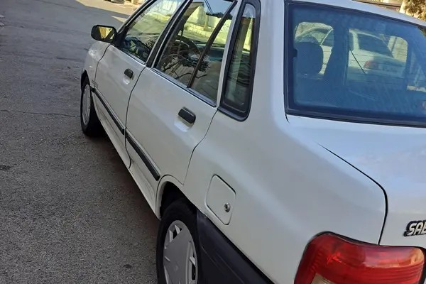 پراید، صندوق دار