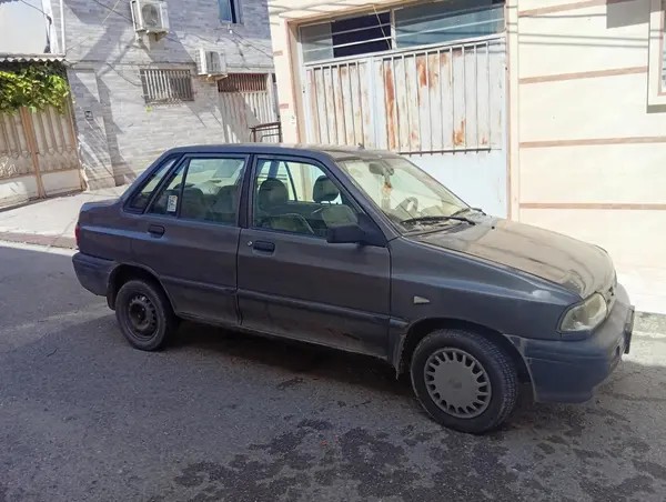 پراید، صندوق دار