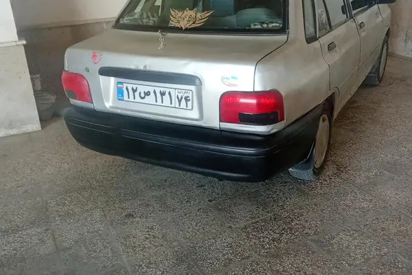 پراید، صندوق دار