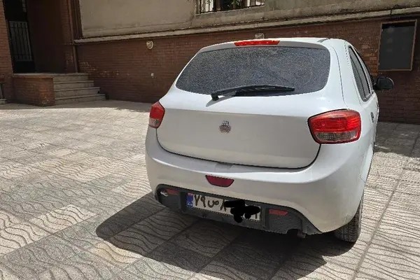 تیبا، هاچ بک