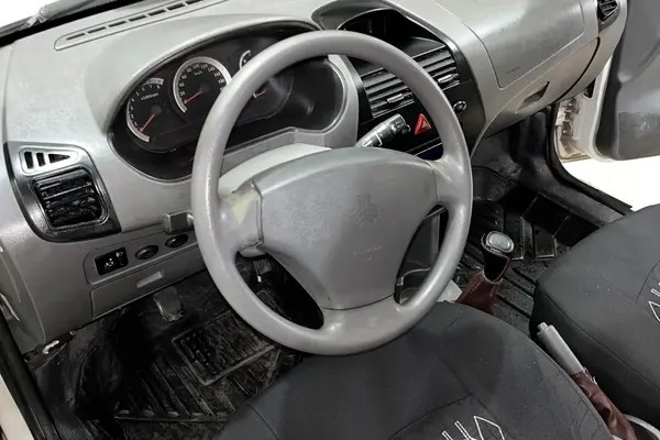 تیبا، صندوق دار