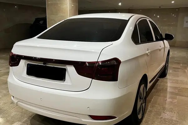 دانگ فنگ، E70