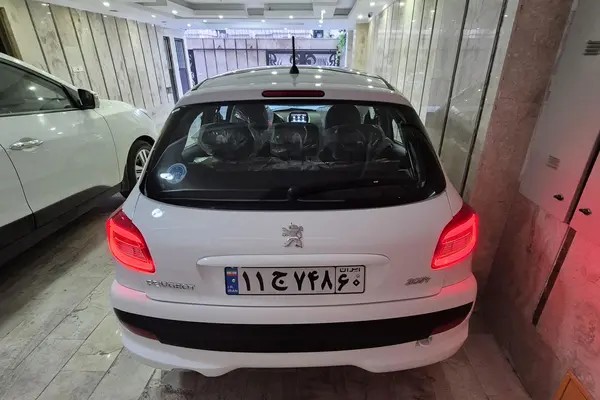 پژو، 207