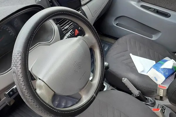 تیبا، هاچ بک