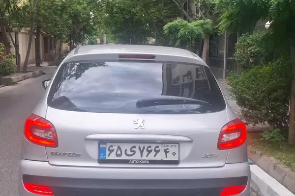 پژو، 207