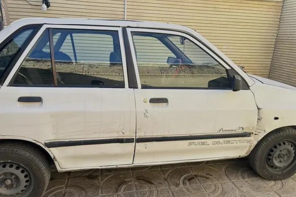 پراید، صندوق دار