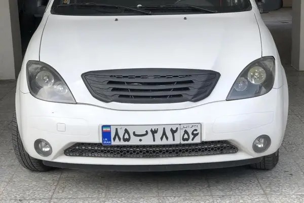 تیبا، هاچ بک