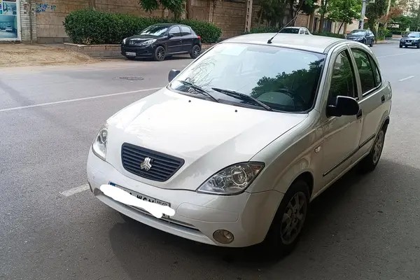 تیبا، هاچ بک