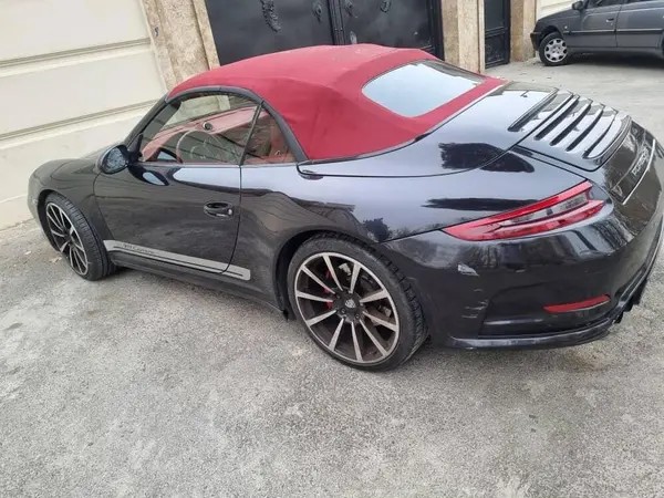 پورشه، 911