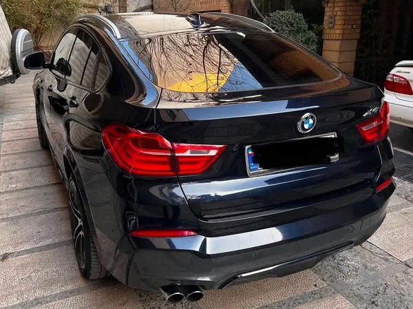 ب ام و، X4