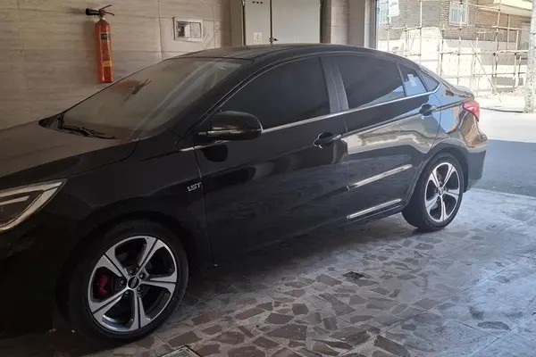 چری، آریزو 5T اسپرت FL
