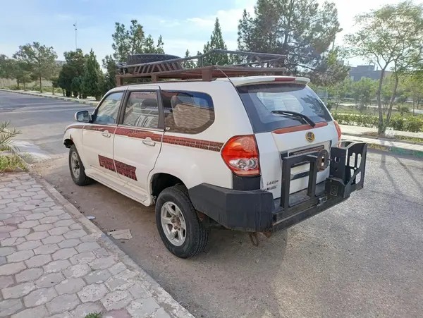 لندمارک، V7