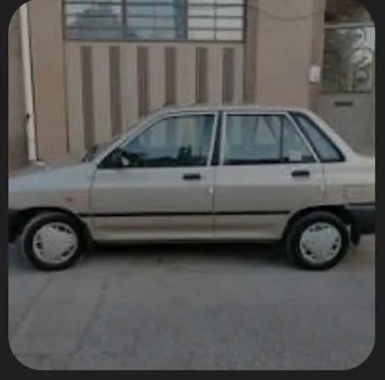 پراید، صندوق دار