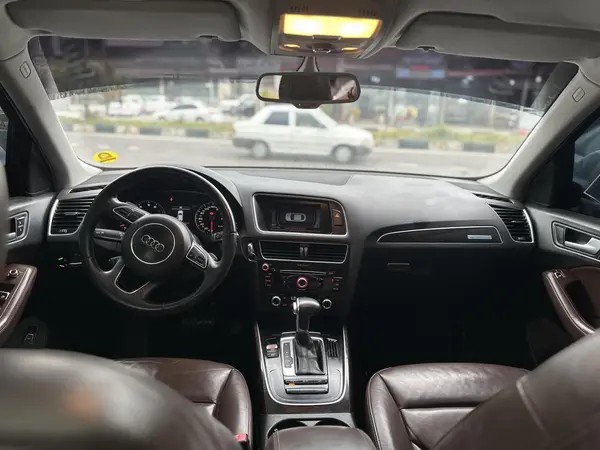 آئودی، Q5