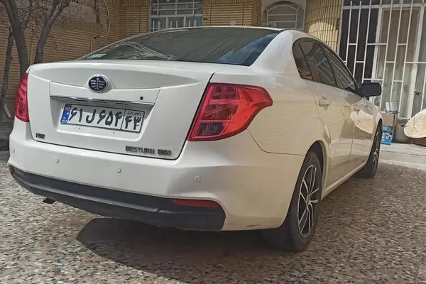 بسترن، B50F
