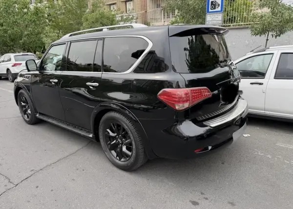اینفینیتی، QX80