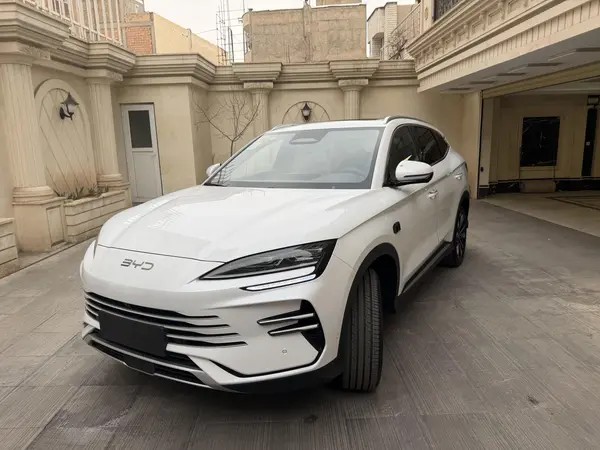 بی وای دی، سانگ پلاس DMi