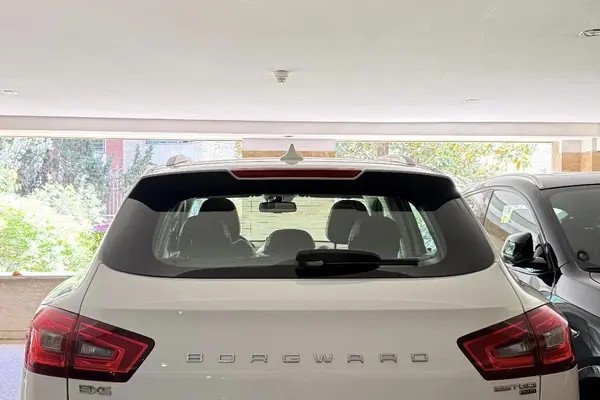 بورگوارد، BX5