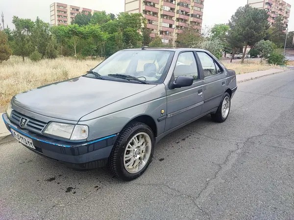 پژو، 405