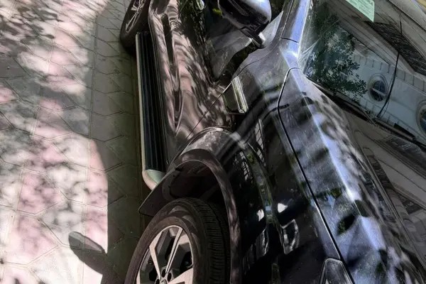 نیسان، ترا