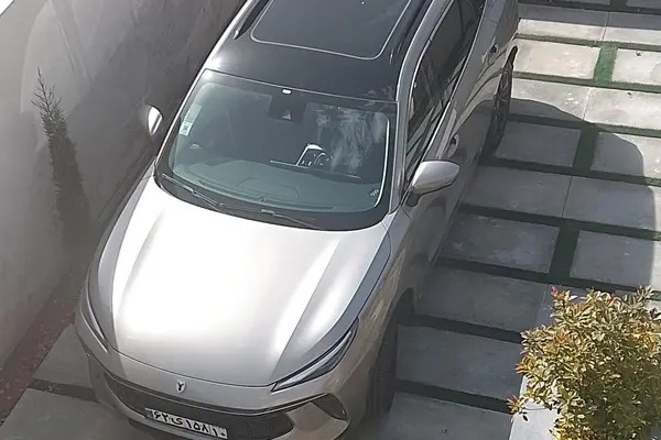 لاماری، ایما