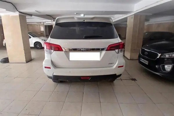 نیسان، ترا
