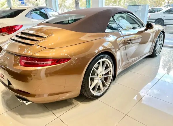 پورشه، 911