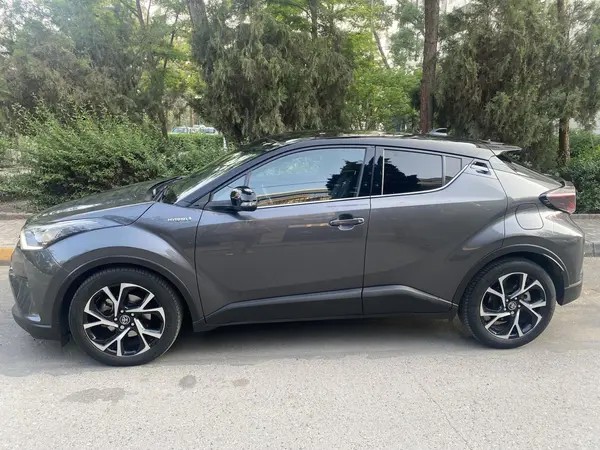 تویوتا، C-HR هیبرید