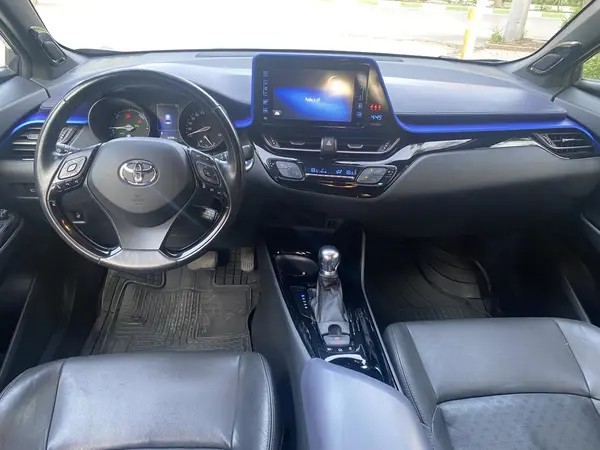 تویوتا، C-HR هیبرید