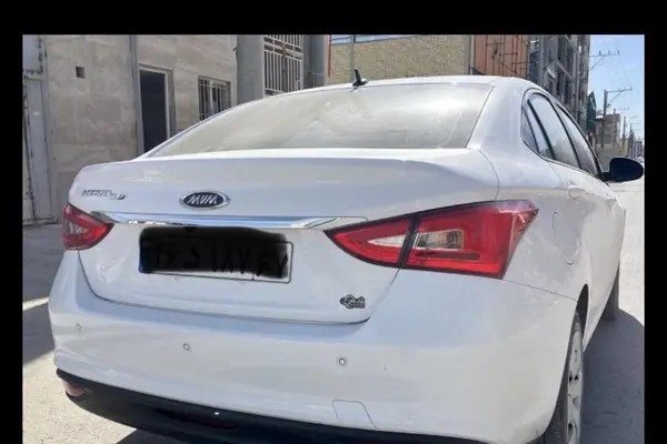 ام وی ام، آریزو 5ev