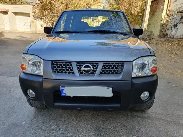 نیسان، رونیز