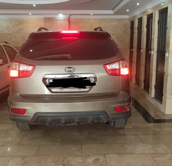 بی وای دی، S6