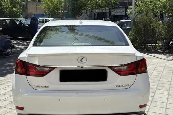 لکسوس، GS