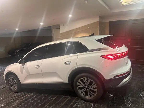 آئودی، Q5 e-tron