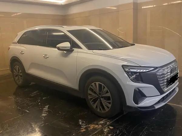 آئودی، Q5 e-tron