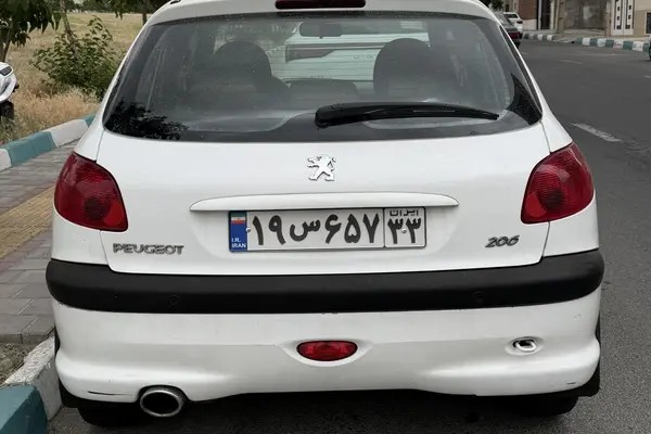 پژو، 206