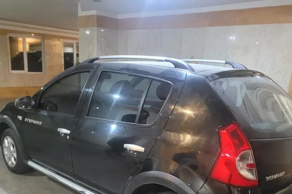 رنو، ساندرو استپ وی