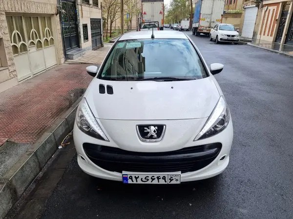 پژو، 207