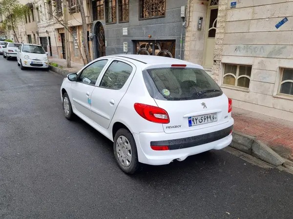 پژو، 207