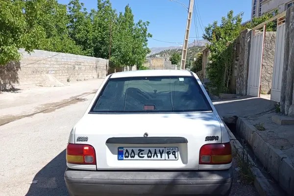 پراید، صندوق دار