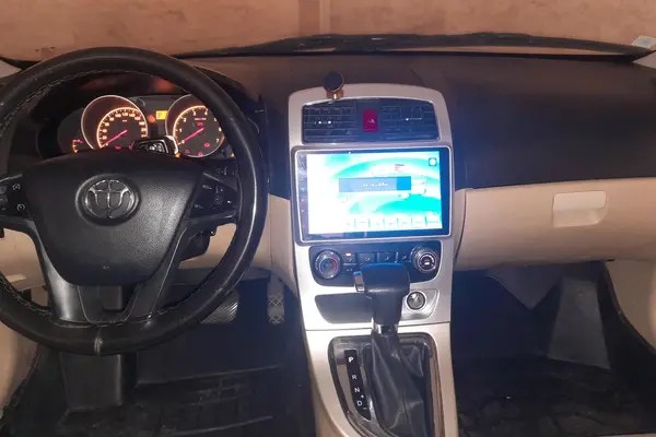 برلیانس، H330