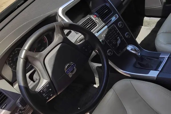 ولوو، XC60