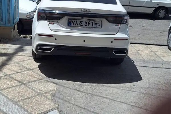 فونیکس، آریزو 6 پرو