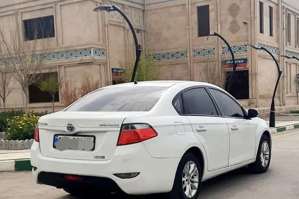 برلیانس، H330